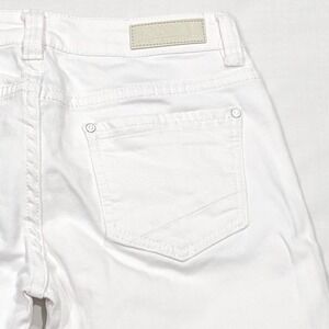 Rock & Roll Cowgirl Womens White Boot Cut Rhinestone Pocket Denim Jeans 31x33